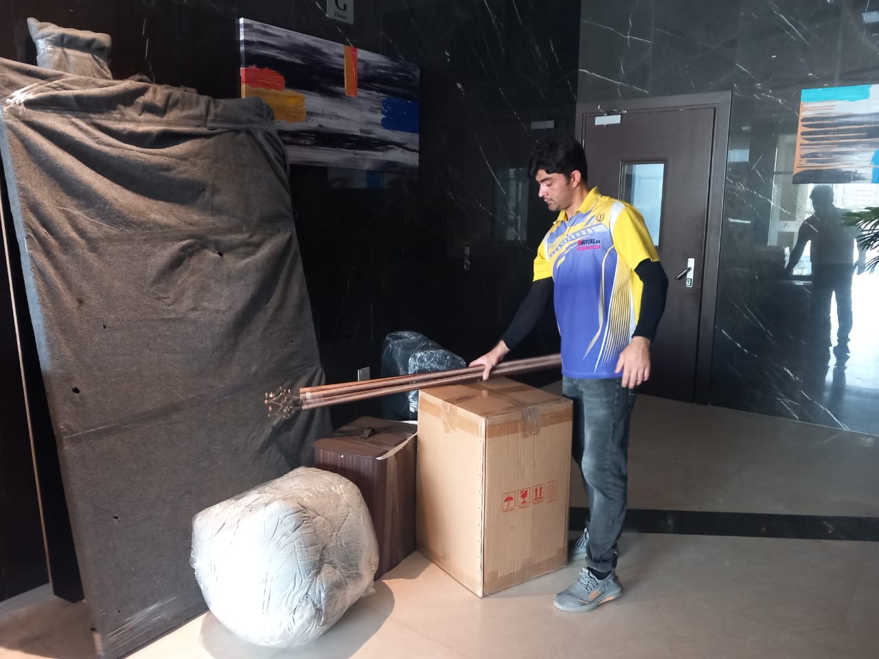 Move with Movers in Ajman