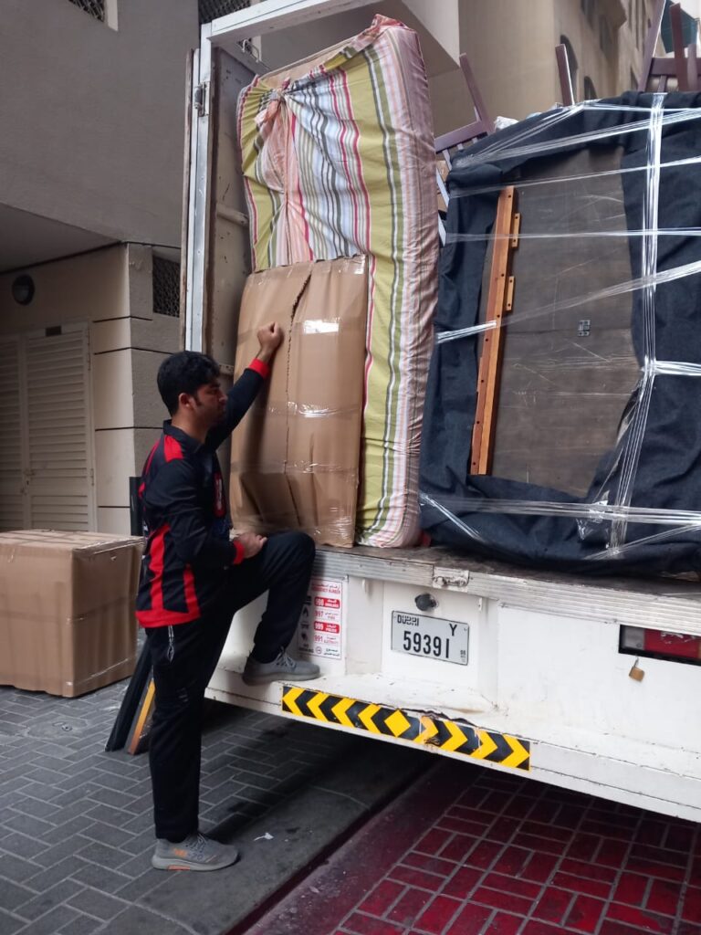 Movers and Packers Abu Dhabi to Dubai