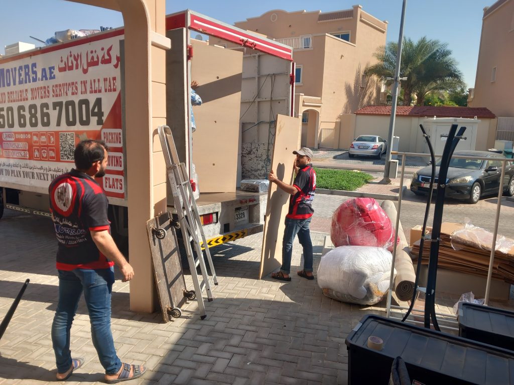 Moving shifting in Burj Khalifa