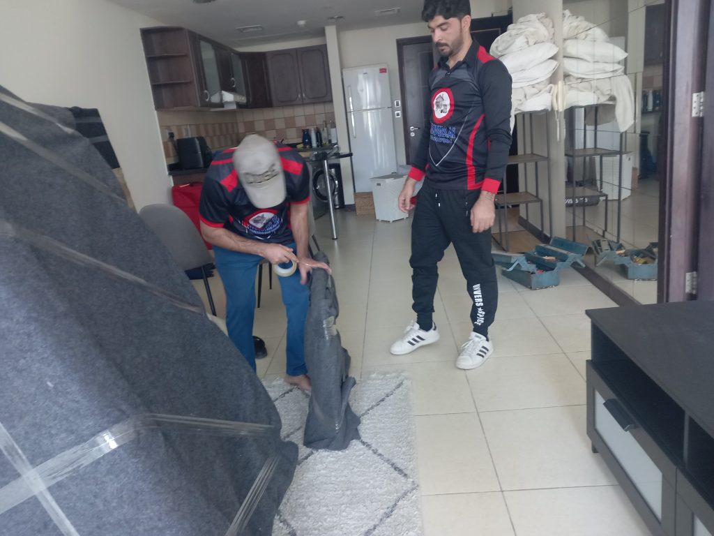 Filipino movers in Dubai